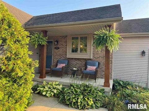 Tiny photo for 212 E Garfield Street, Minier, IL 61759 (MLS # 12510883)