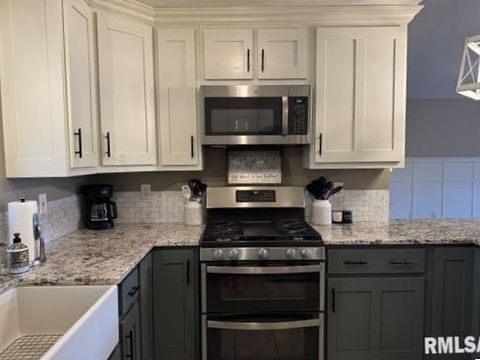 Tiny photo for 212 E Garfield Street, Minier, IL 61759 (MLS # 12510883)