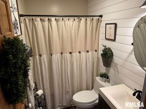 Tiny photo for 212 E Garfield Street, Minier, IL 61759 (MLS # 12510883)