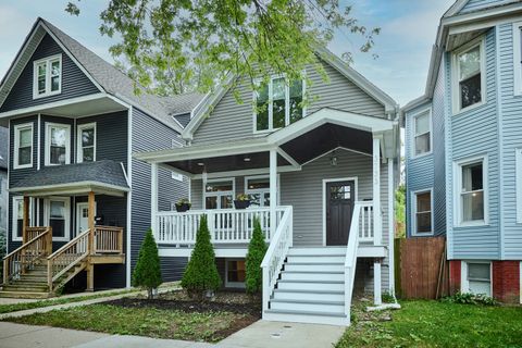 3733 W Sunnyside Avenue Chicago IL 60625