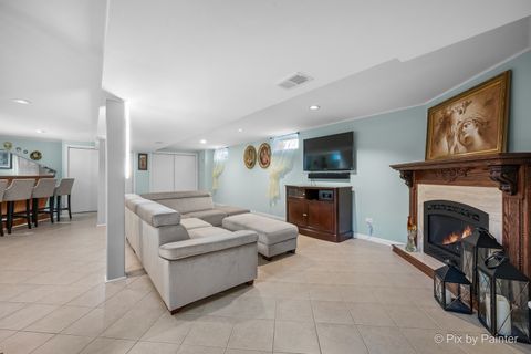 Tiny photo for 8627 N Merrill Street, Niles, IL 60714 (MLS # 12520636)