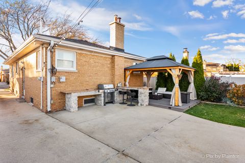 Tiny photo for 8627 N Merrill Street, Niles, IL 60714 (MLS # 12520636)