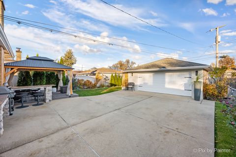 Tiny photo for 8627 N Merrill Street, Niles, IL 60714 (MLS # 12520636)