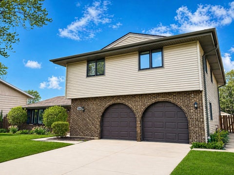 Photo of 1106 WESTFIELD Lane, Schaumburg, IL 60193 (MLS # 12723848)