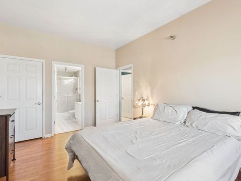 Tiny photo for 3303 GROVE Avenue #604, Berwyn, IL 60402 (MLS # 12599490)