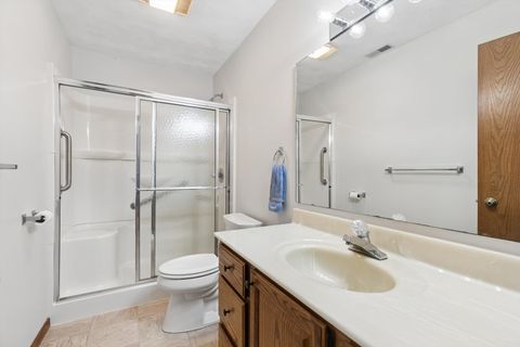 Tiny photo for 621 4th Avenue #3, Dewitt, IA 52742 (MLS # 12602445)