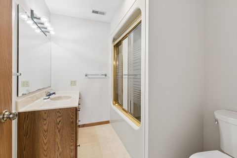 Tiny photo for 621 4th Avenue #3, Dewitt, IA 52742 (MLS # 12602445)