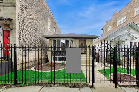 Tiny photo for 2972 S Loomis Street, Chicago, IL 60608 (MLS # 12716676)