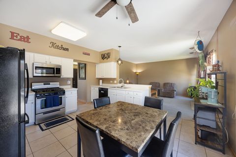 Tiny photo for 8 Elizabeth Court, Lake In The Hills, IL 60156 (MLS # 12627225)