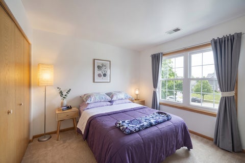 Tiny photo for 8 Elizabeth Court, Lake In The Hills, IL 60156 (MLS # 12627225)