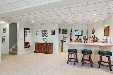 Tiny photo for 3 Sunvalley Court, Lake In The Hills, IL 60156 (MLS # 12621532)