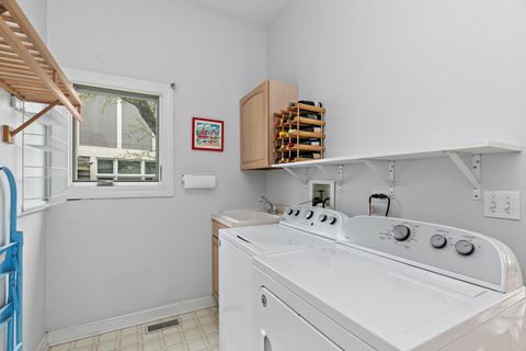 Tiny photo for 3 Sunvalley Court, Lake In The Hills, IL 60156 (MLS # 12621532)