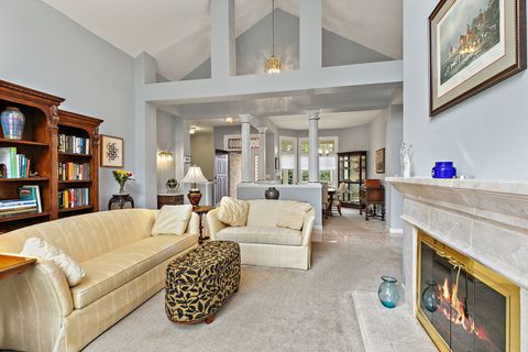 Tiny photo for 3 Sunvalley Court, Lake In The Hills, IL 60156 (MLS # 12621532)