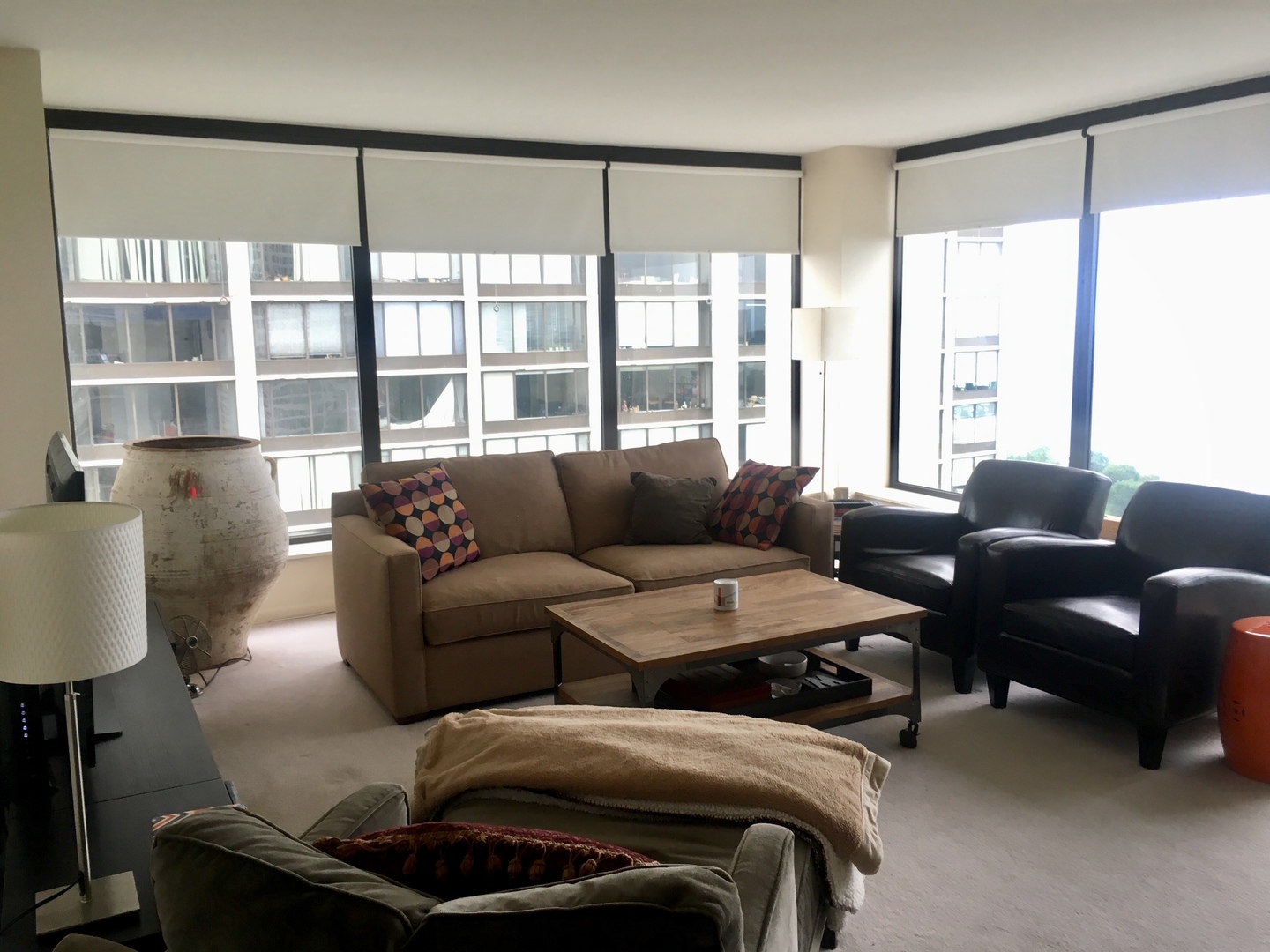 5445 N Sheridan Road 2702