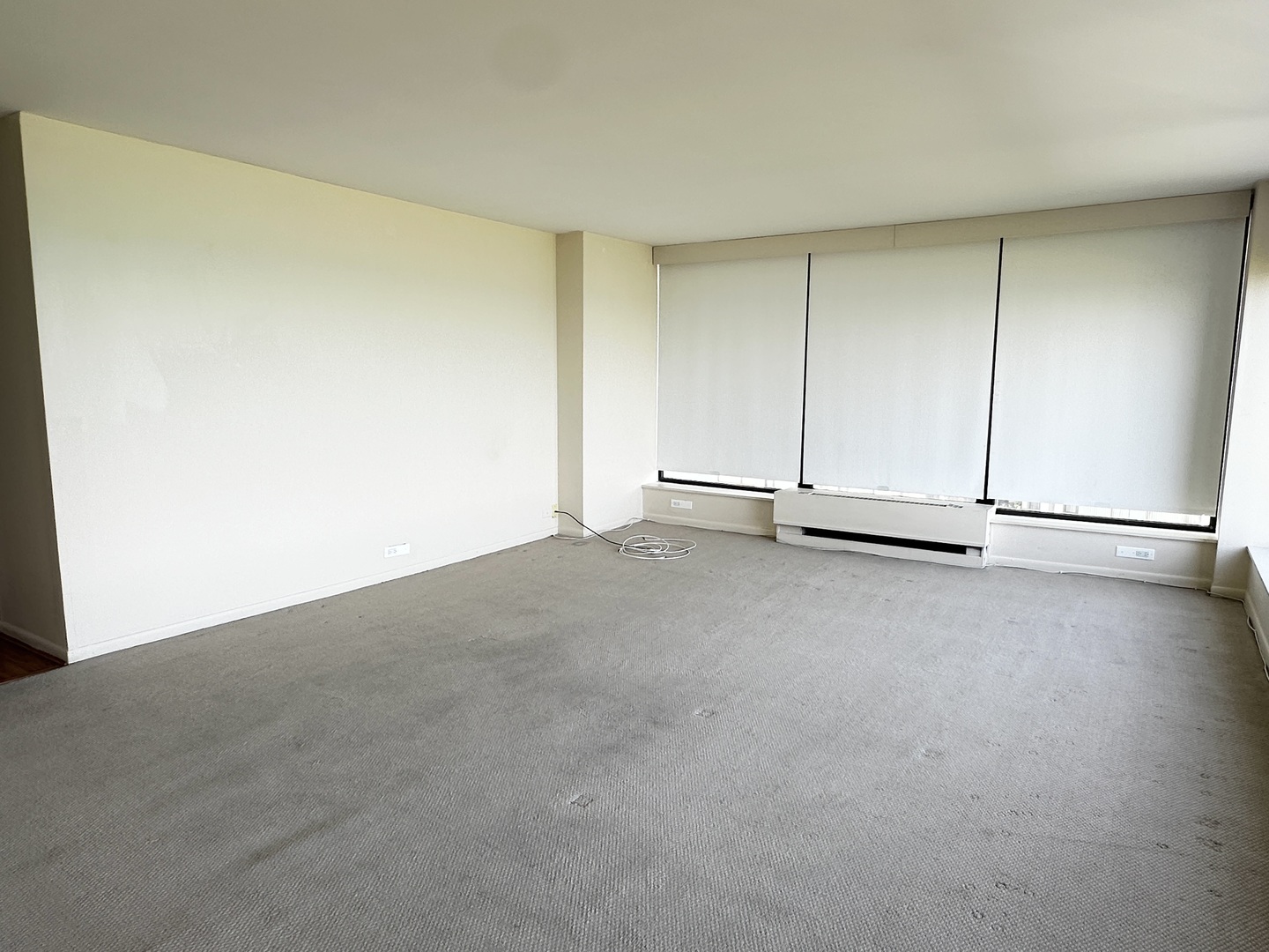 5445 N Sheridan Road 2702