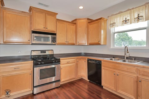 Tiny photo for 15474 Lakeview Drive, Manhattan, IL 60442 (MLS # 12700008)
