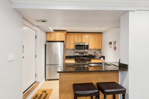 Tiny photo for 3117 N Paulina Street #G, Chicago, IL 60657 (MLS # 12455127)