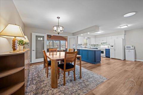 Tiny photo for 701 Viking Drive, Batavia, IL 60510 (MLS # 12587222)