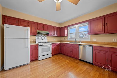 Tiny photo for 701 Viking Drive, Batavia, IL 60510 (MLS # 12587222)