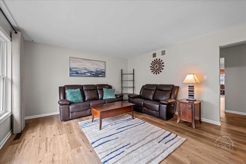 Tiny photo for 701 Viking Drive, Batavia, IL 60510 (MLS # 12587222)