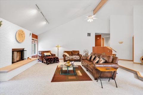 Tiny photo for 664 White Oak Way, Yorkville, IL 60560 (MLS # 12619694)