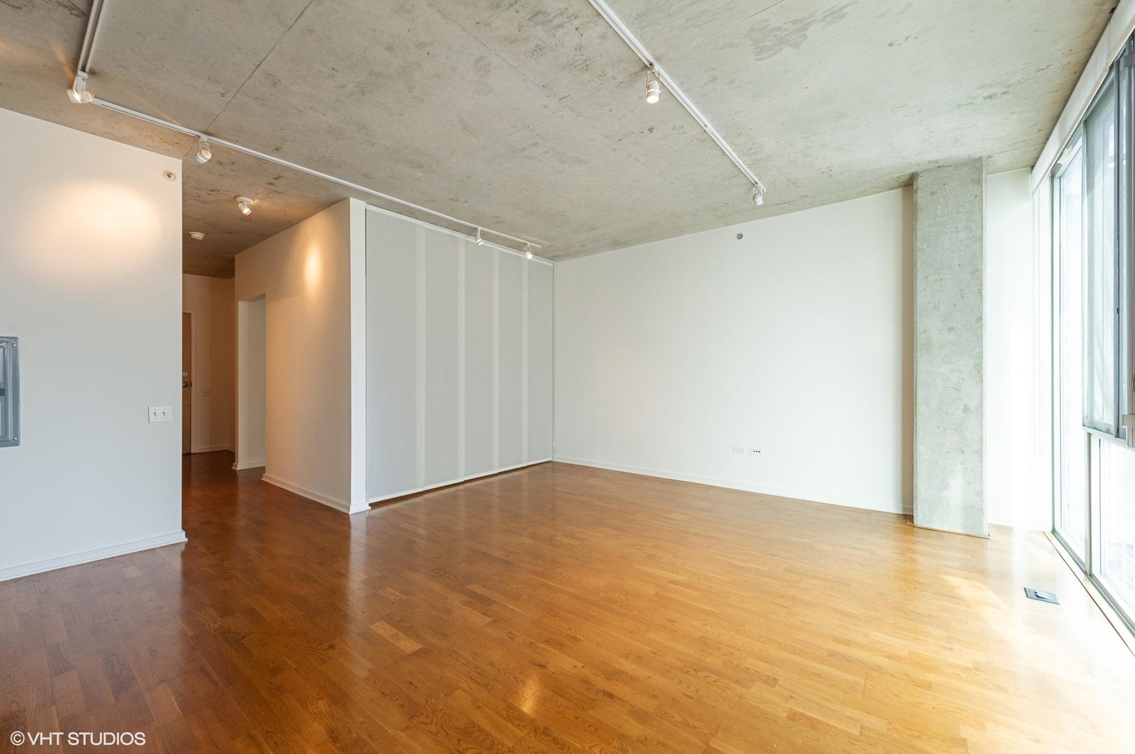 659 W Randolph Street 1617