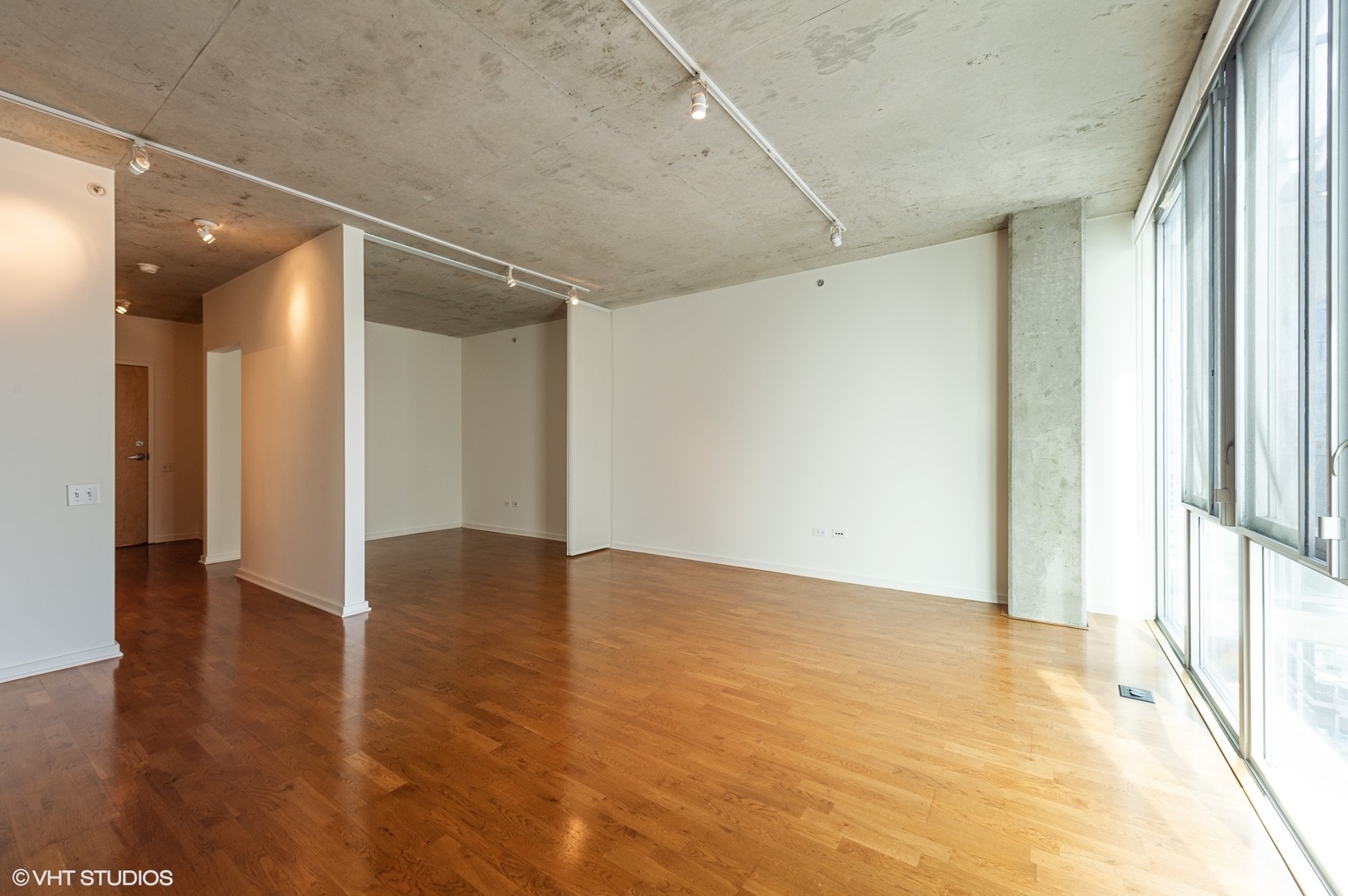 659 W Randolph Street 1617