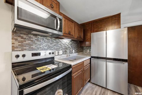 Tiny photo for 401 7TH Avenue, Clarence, IA 52216 (MLS # QC4266746)