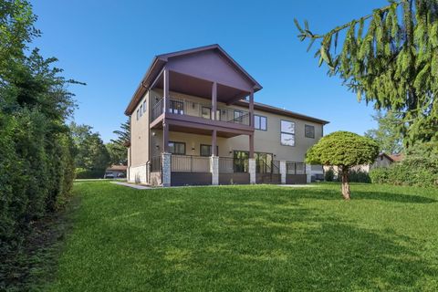 Tiny photo for 1744 Walnut Circle, Northbrook, IL 60062 (MLS # 12633920)