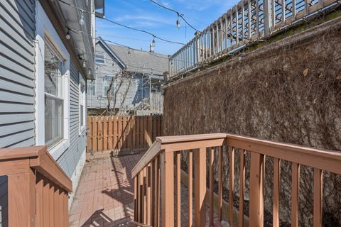 Tiny photo for 3239 N Kenmore Avenue #5, Chicago, IL 60657 (MLS # 12575683)