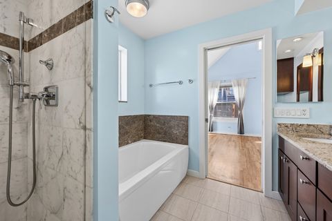 Tiny photo for 3239 N Kenmore Avenue #5, Chicago, IL 60657 (MLS # 12575683)