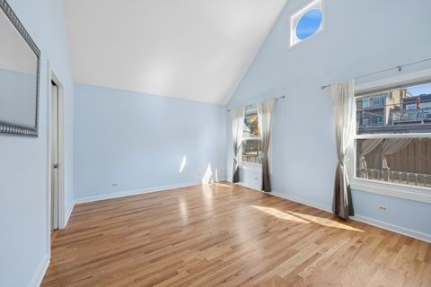 Tiny photo for 3239 N Kenmore Avenue #5, Chicago, IL 60657 (MLS # 12575683)