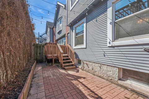 Tiny photo for 3239 N Kenmore Avenue #5, Chicago, IL 60657 (MLS # 12575683)