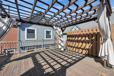 Tiny photo for 3239 N Kenmore Avenue #5, Chicago, IL 60657 (MLS # 12575683)