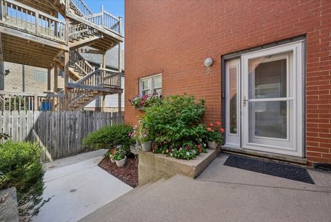 Tiny photo for 3239 N Kenmore Avenue #5, Chicago, IL 60657 (MLS # 12575683)