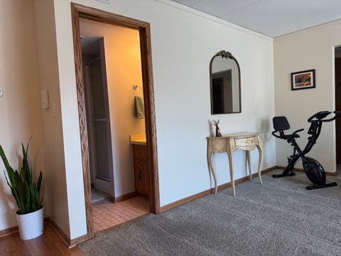 Tiny photo for 4924 Circle Court #404, Crestwood, IL 60418 (MLS # 12713397)