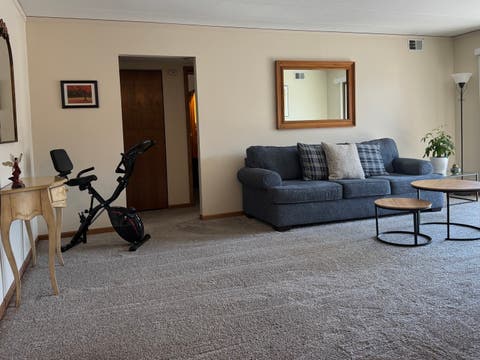 Tiny photo for 4924 Circle Court #404, Crestwood, IL 60418 (MLS # 12713397)