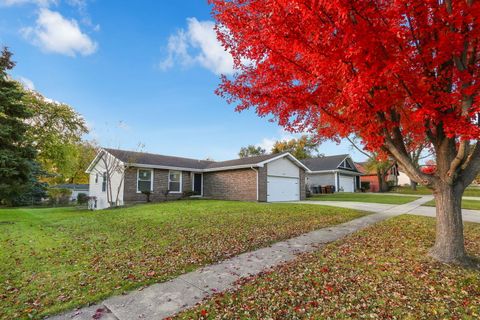 Photo of 10615 Mathew Street, Huntley, IL 60142 (MLS # 12514623)