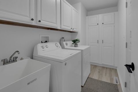 Tiny photo for 10615 Mathew Street, Huntley, IL 60142 (MLS # 12514623)