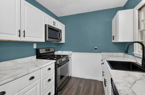 Tiny photo for 152 Tilton Park Drive, DeKalb, IL 60115 (MLS # 12716968)