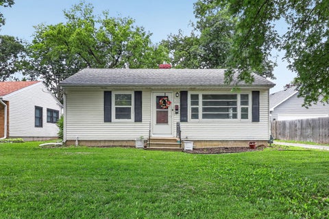 Photo of 152 Tilton Park Drive, DeKalb, IL 60115 (MLS # 12716968)