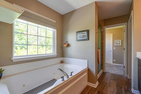 Tiny photo for 1875 Trevino Terrace, Vernon Hills, IL 60061 (MLS # 12671638)