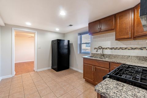 Tiny photo for 10800 S Buffalo Avenue, Chicago, IL 60617 (MLS # 12525264)