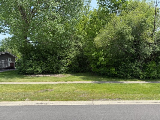 GREENVIEW AVE, WAUKEGAN, IL 60085 - Image b5e0d85ce3f3fd34021f0db83e1ca91d/2363627528