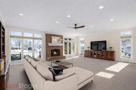 Tiny photo for 271 Woodstock Avenue, Clarendon Hills, IL 60514 (MLS # 12576665)