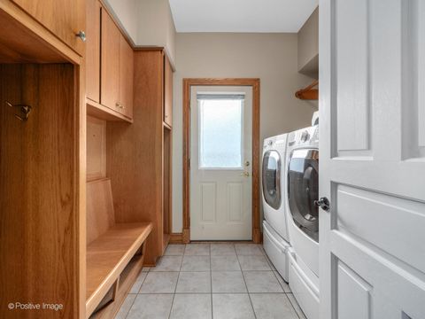 Tiny photo for 271 Woodstock Avenue, Clarendon Hills, IL 60514 (MLS # 12576665)