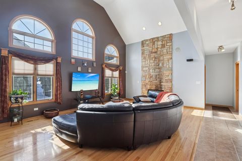 Tiny photo for 1237 W Parliament Street, Crete, IL 60417 (MLS # 12571613)