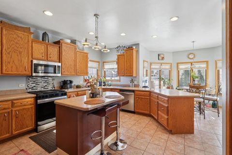 Tiny photo for 1237 W Parliament Street, Crete, IL 60417 (MLS # 12571613)