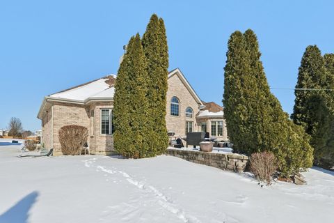 Tiny photo for 1237 W Parliament Street, Crete, IL 60417 (MLS # 12571613)