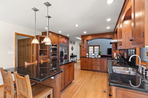 Tiny photo for 7816 Marquette Drive, Tinley Park, IL 60477 (MLS # 12602261)